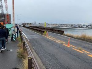 旧岩田川橋梁路面